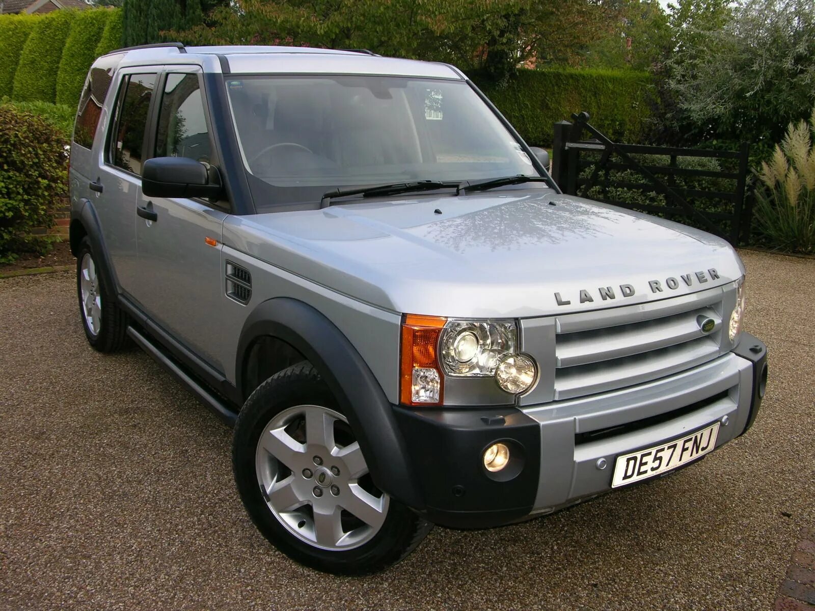 Дискавери 4 2.7 дизель. Ленд Ровер Дискавери 3. Land Rover Discovery 3 2009. Land Rover Дискавери 3. Land Rover Discovery 3 2004.