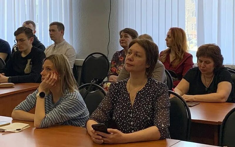 Евтинская оош фото. Носков курган департамент. Авы на экзамен общество. Югорские таланты конкурс. Мероприятия с родителями в 11 классе.