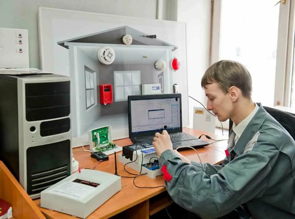 профстандарт слаботочные системы. профстандарт слаботочные системы. инженер-монтажник слаботочных систем (охранно-пожарная сигнализация). монтаж слаботочных сетей. монтажник слаботочных систем ( видеонаблюдение, скуд, домофония ).