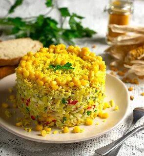 Рецепт крабового салата с кукурузой и рисом