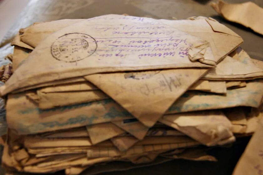 Блокада ленинграда блокадная ласточка. Висит письмо. Фронтовые письма. Письма на фронт 1941-1945. Висит письмо.