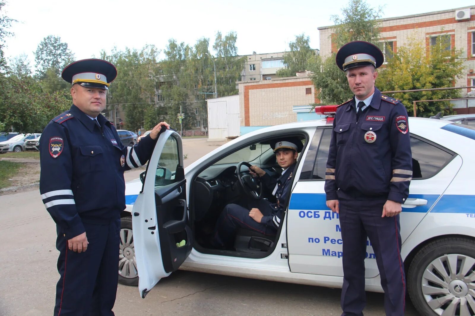 ГАИ Йошкар-Ола. Полиция Йошкар-Ола. Полиция Йошкар-Ола машины. Госавтоинспекция Марий Эл. Сайт гибдд йошкар ола