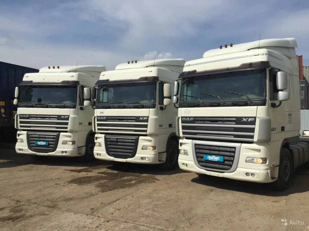 DAF XF 105 Space Cab. Даф 105 XF тягач седельный. DAF грузовик 105 460 2010. DAF XF 105 2010 года. Даф авито б у