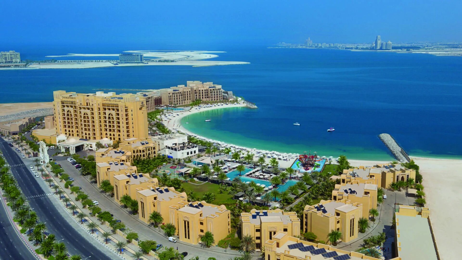 Марджан айленд резорт рас аль хайма. Doubletree by hilton resort spa marjan island 5. рас аль хайма марджан исланд. дабл три бай хилтон марджан исланд рас эль хайма. оаэ рас-эль-хайма doubletree by hilton.