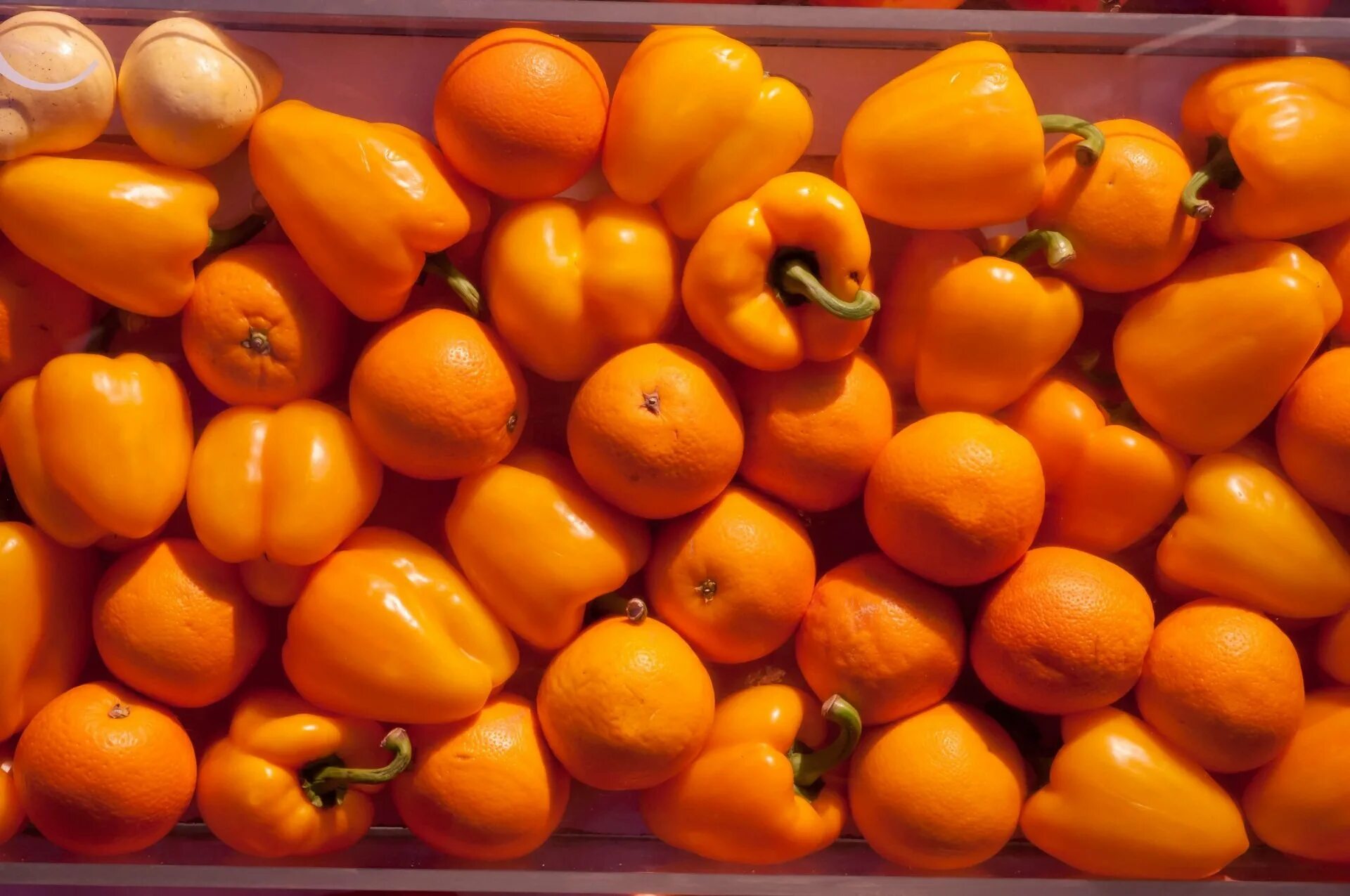 Orange vegetables. Семена перца Апельсинка. Перец оранжевый апельсин. Перец сладкий апельсин. Перец сладкий оранжевый апельсин.