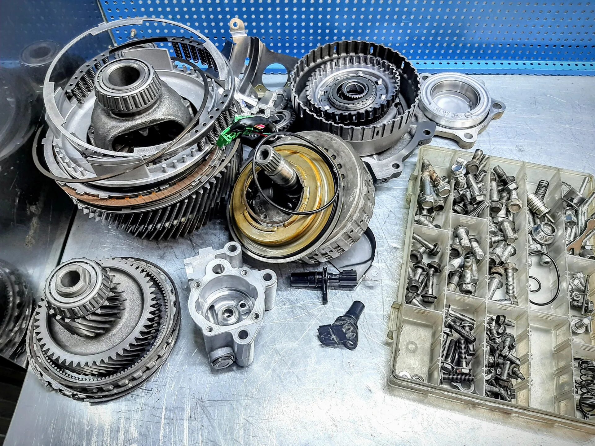 Wly вариатор. Вариатор nissan qashqai jf011e. вариатор nissan x-trail jf011e. вариатор cvt акпп jf011e. ремкомплект вариатора jf011e.