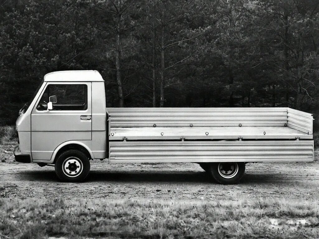 Volkswagen бортовой. Volkswagen lt 35 бортовой. Volkswagen lt 28 бортовой. Volkswagen lt35 бортовой грузовик. Volkswagen lt35 1984.