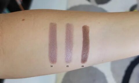 Long lasting eyeshadow