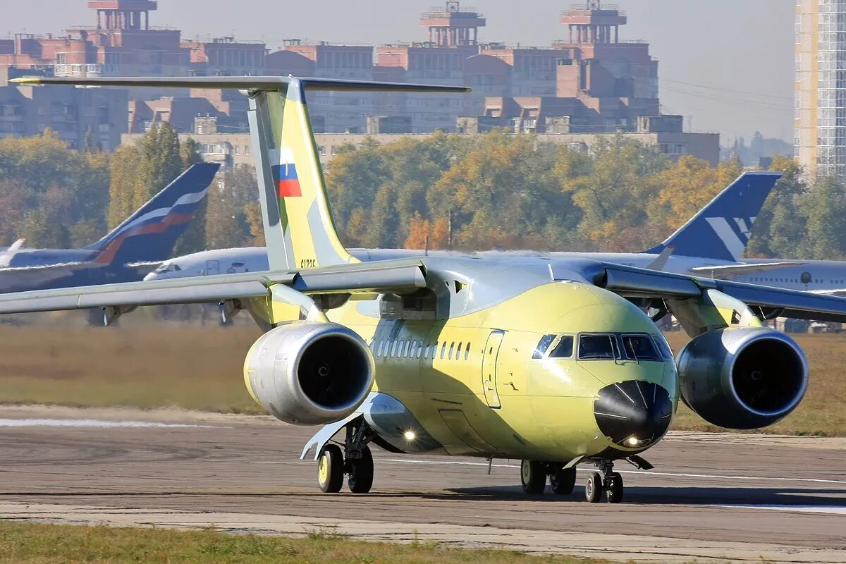 Покажи фотографии самолетов. АН 148. АН-148-100е. АН-148 Васо. С148.