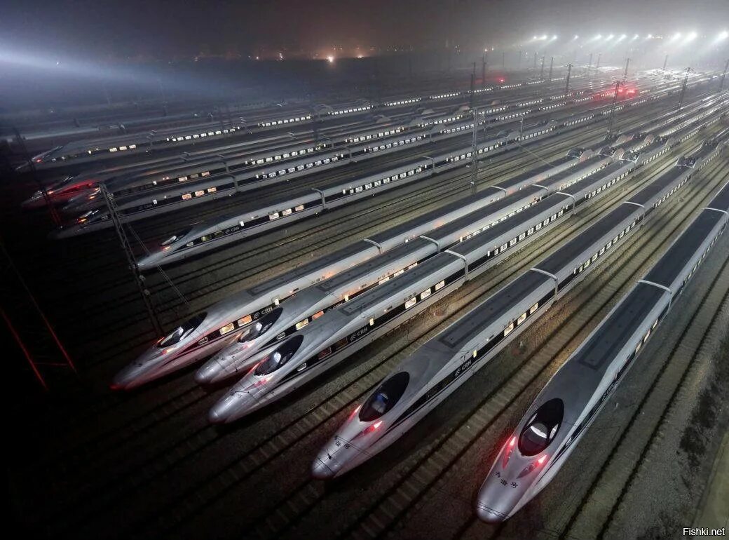 Первый поезд прошел 600 км. Высокоскоростные поезда Япония, Shinkansen. Пекин-Шанхайская высокоскоростная железная дорога. Китайские поезда Сименс. Китайские поезда ВСМ.