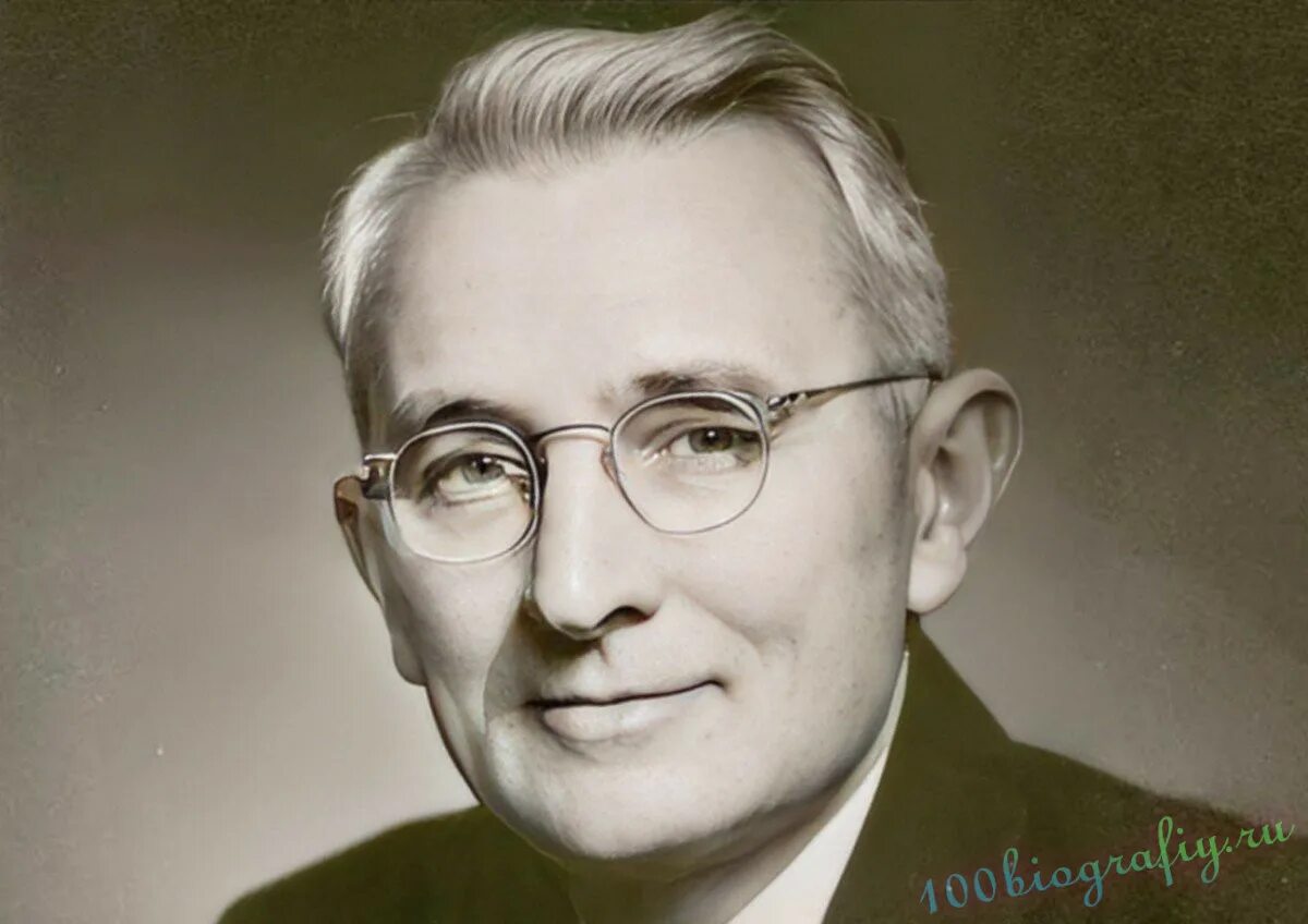 Дейл карнеги арт. Дейл брекенридж карнеги. Американский психолог дейл карнеги. Дейл карнеги портрет. Корнеги.