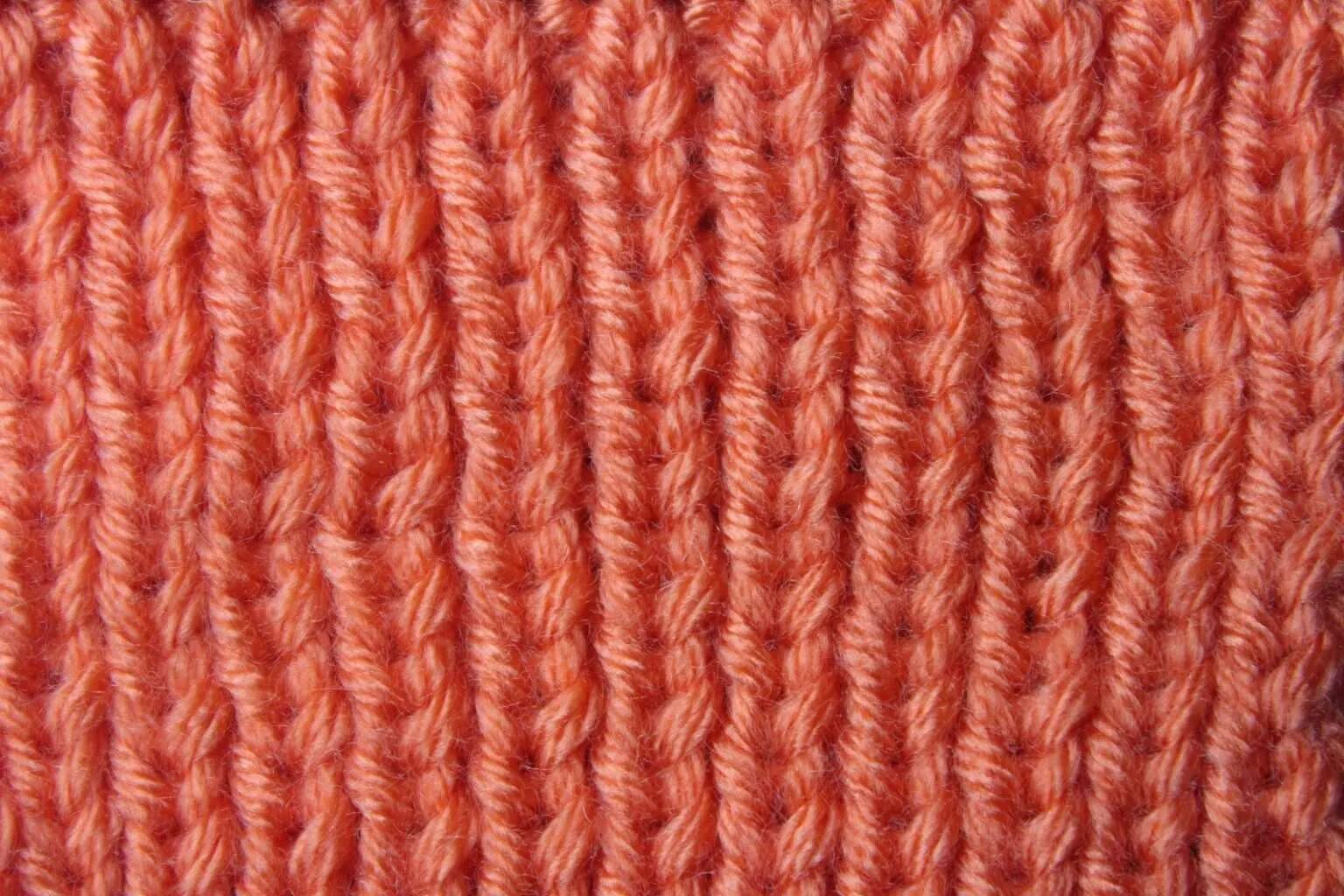 Необычная вязаная резинка. Необычная вязаная резинка. Узор спицами резинка двухцветный. Резинка 1 на 1 спицами. Резинка спицами 1x3.