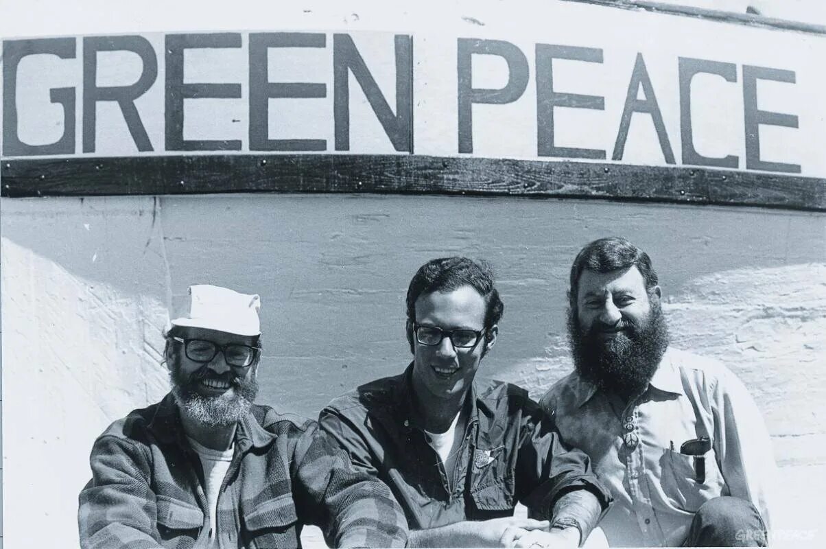 Гринпис интернэшнл компания. Jim has a regular job with greenpeace. Jim has a regular job with greenpeace. 1971 амчитка. Джим болен greenpeace.