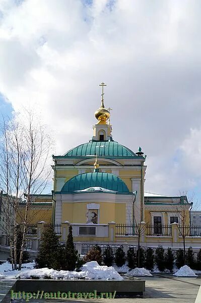 Храм преображения господня (курск). Храм преображения господня (на спартановке). Храм преображения господня на преображенской площади. Храм преображения господня на преображенской площади. Церкви минска в уручье.