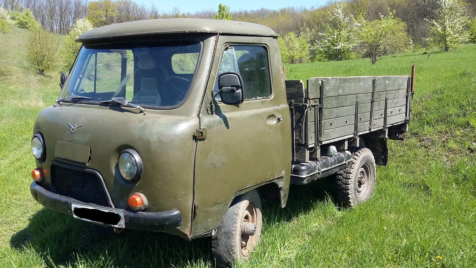 Уаз бортовой бу алтайский край. УАЗ головастик 3303. UAZ 3303 бортовой. УАЗ головастик бортовой 3303. УАЗ 452 головастик.