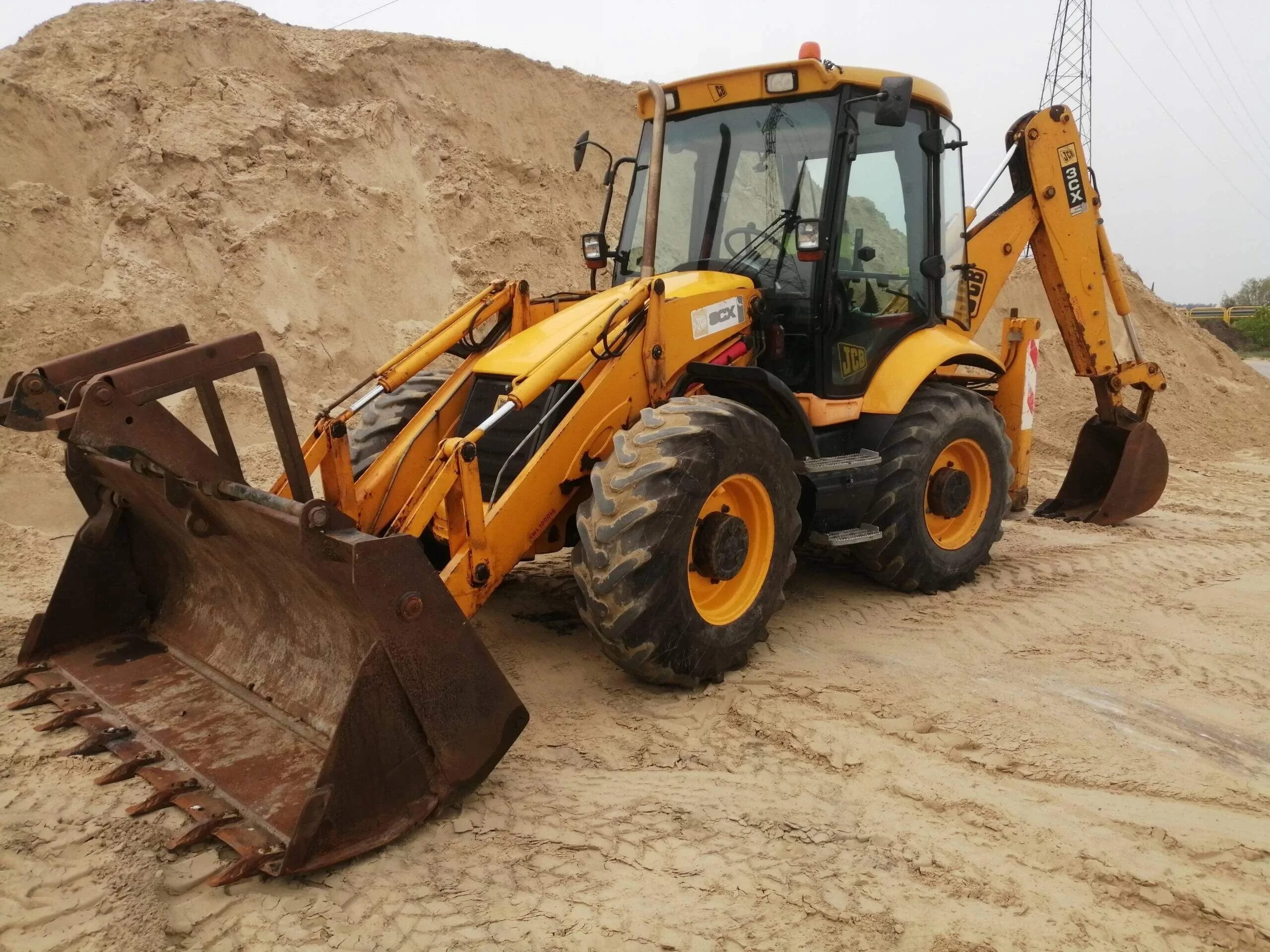 Экскаватора погрузчика час. JCB 3cx super. Экскаватор-погрузчик JCB 3cx super. Трактор JCB 3cx super. JCB 136.