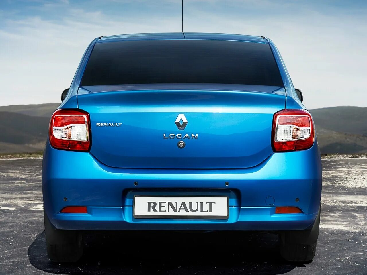 Рено логан renault. Рено Логан 2. Новый Рено Логан 2. Renault Logan 2014. Renault Logan 2014 1.6.