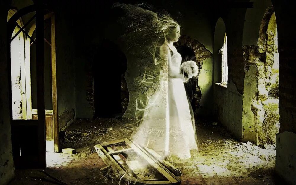 замок с привидениями. сверхъестественные силы. город призрак мрачный. сульде мифология. дух призрак.