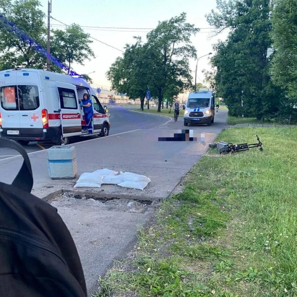 Смерть до приезда скорой. Пенза происшествия на дорогах. Питер народного ополчения разбился.