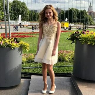 Алиса как сейчас живет