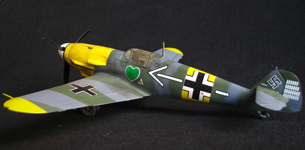 K 1024. Bf 109f5. Покраска двигателя мессера bf109 f2.