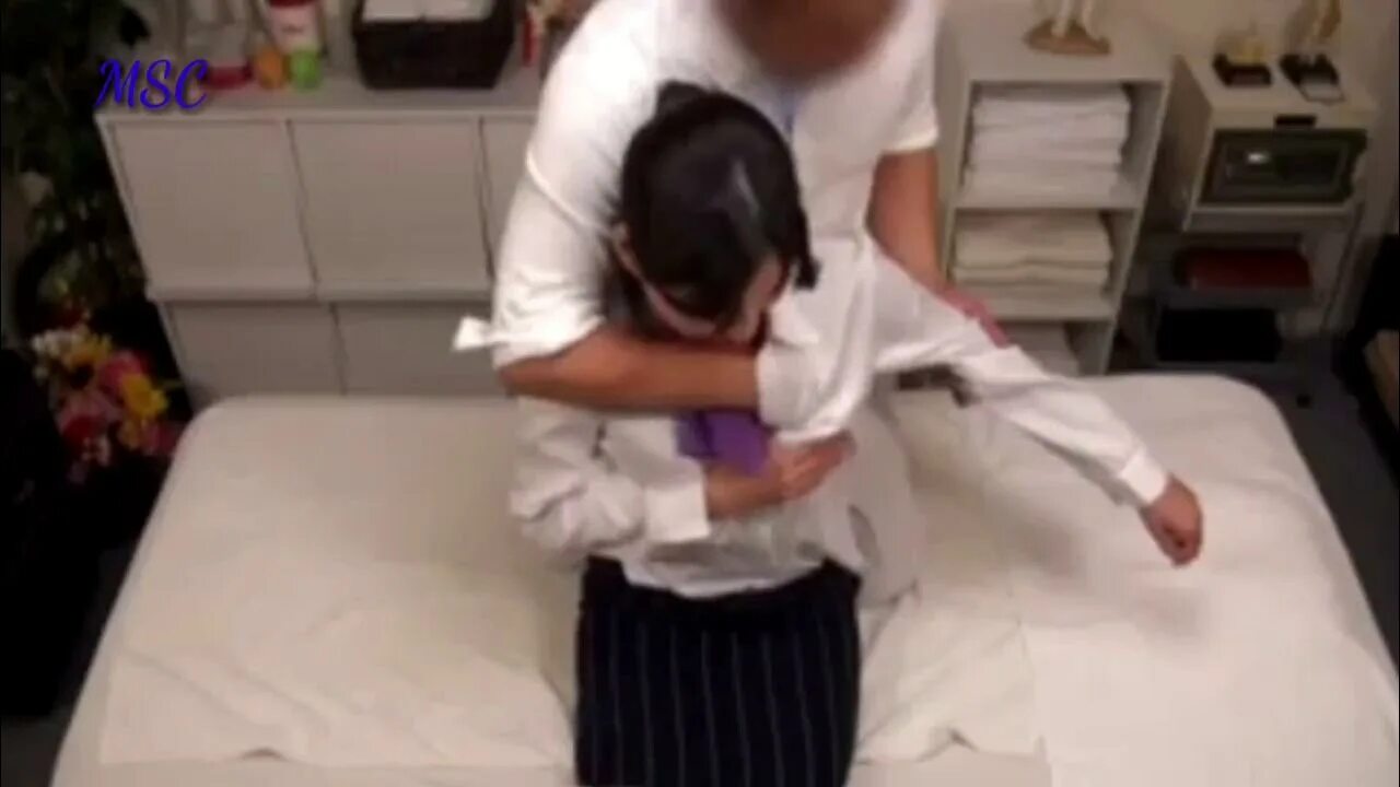 Japanese massage 18. Bokep mesa jepang massage.