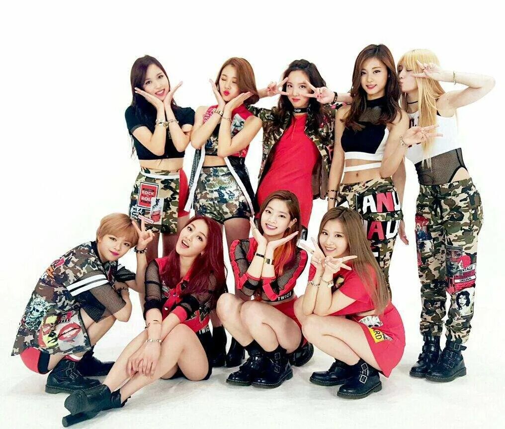 K pop лайк. Группа twice. k-pop группа twice. твайс группа корея. группа твайс участницы.