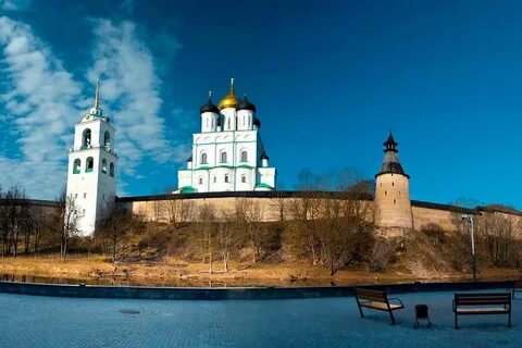 В москве кремль в пскове