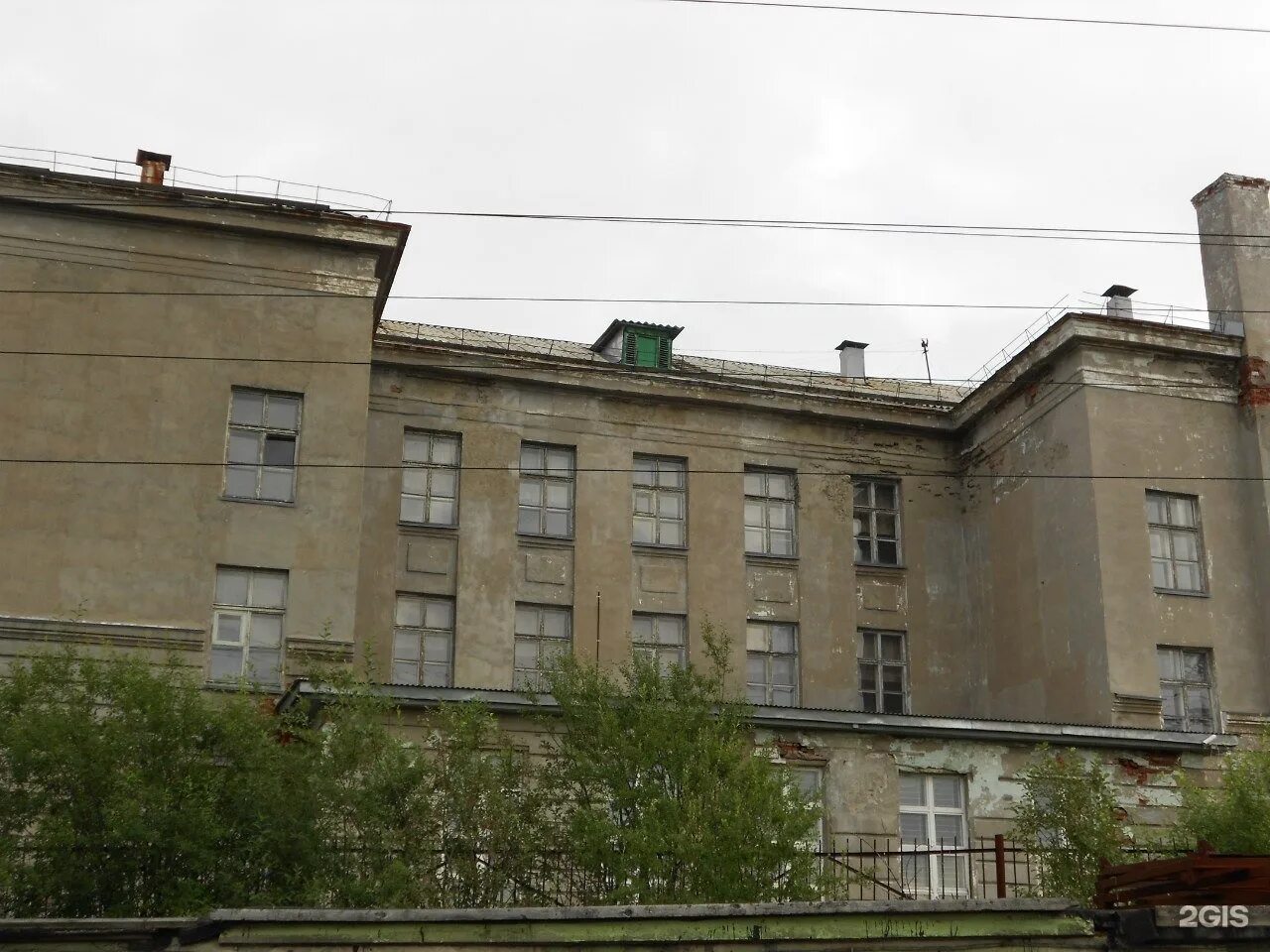 Володарского 7 мурманск. Мурманский 14. Мурманский 14. Фасад зданий мурманск. Спортивная 14 мурманск.
