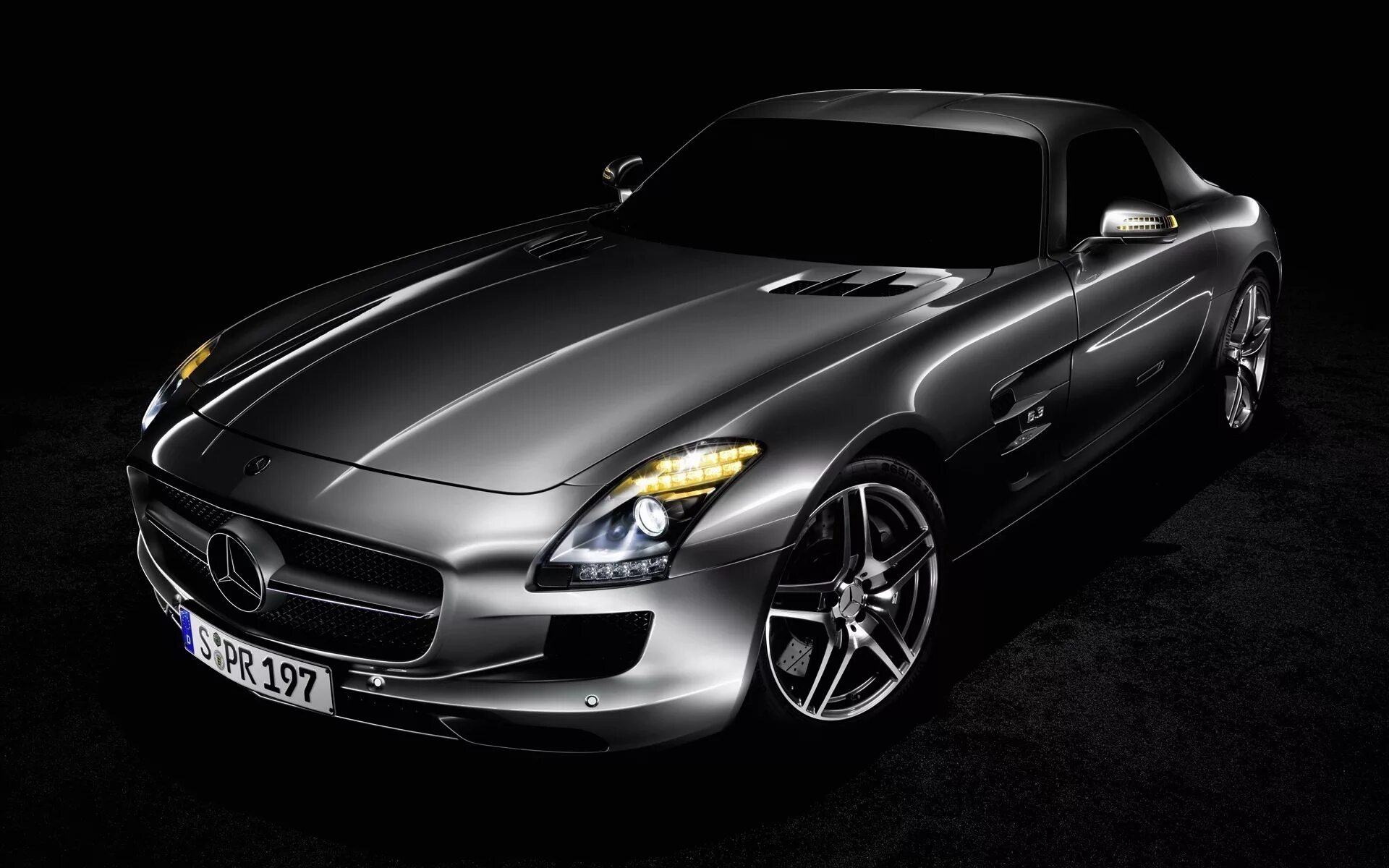 Мерседес на черном фоне. Мерседес СЛС 55. Mercedes-Benz-SLS-AMG. Mercedes SLS 2000. Mercedes Benz SLS AMG Wallpaper.