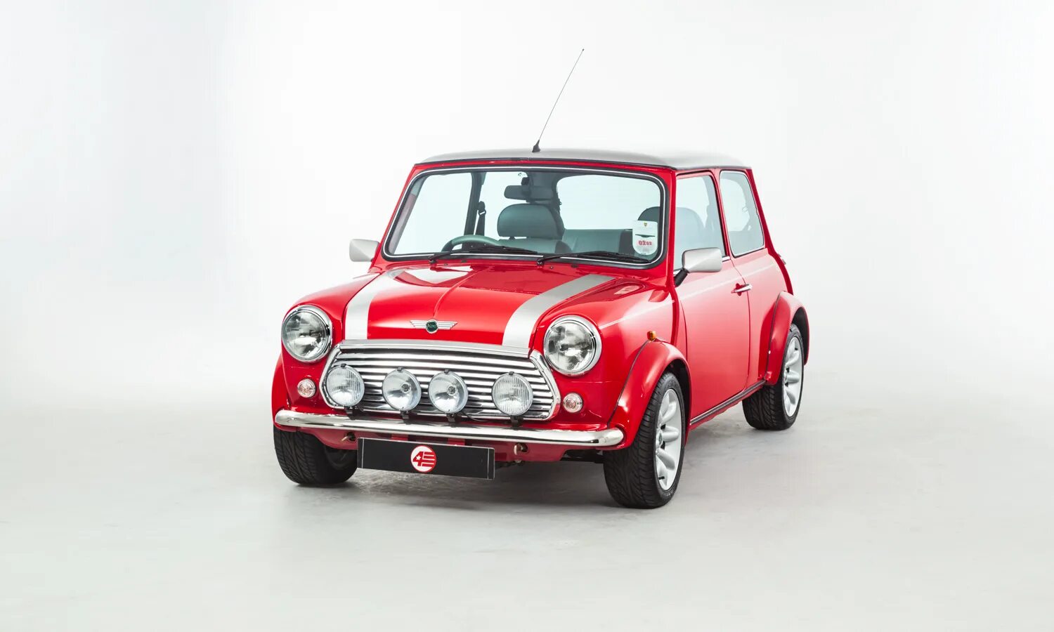 Мини Купер 2000. Mini Cooper Classic. Мини Купер 70-х. Mini Cooper s 2000.