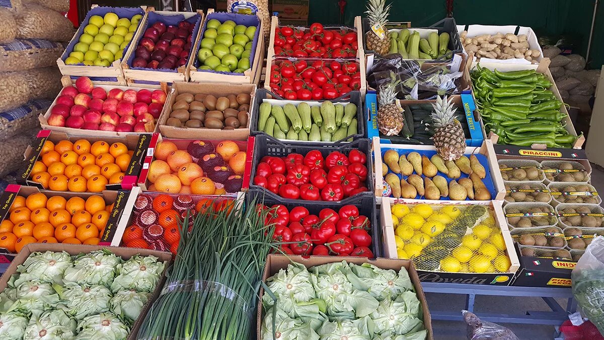 Повседневные продукты. На рынке продукция уникальна. Продуктовый рынок. Уникальность товара. Магазин спрос.