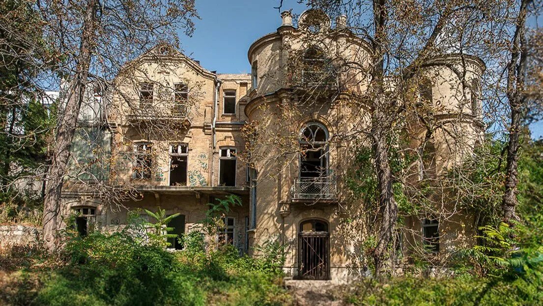 Пятигорская заброшка или дом с привидениями: история "Дачи Эльзы" до сих пор оку
