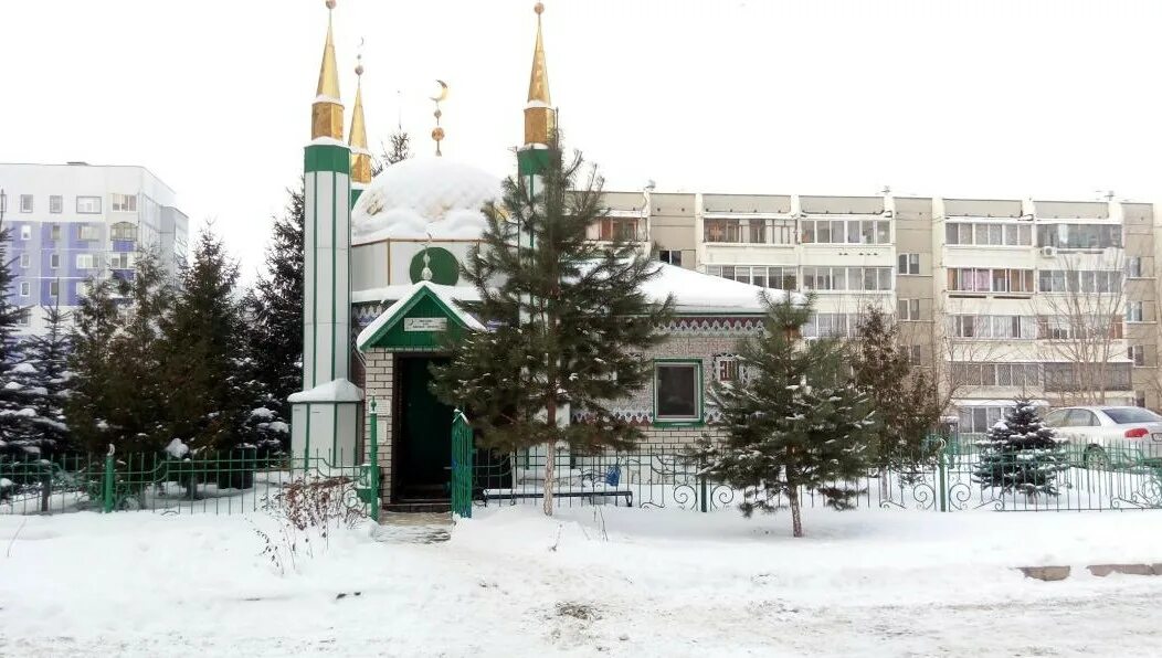 Самые маленькие мечети. Самая маленькая мечеть. Мечеть мисбах набережные челны. Самая маленькая мечеть в мире. Самая маленькая мечеть в набережных челнах.