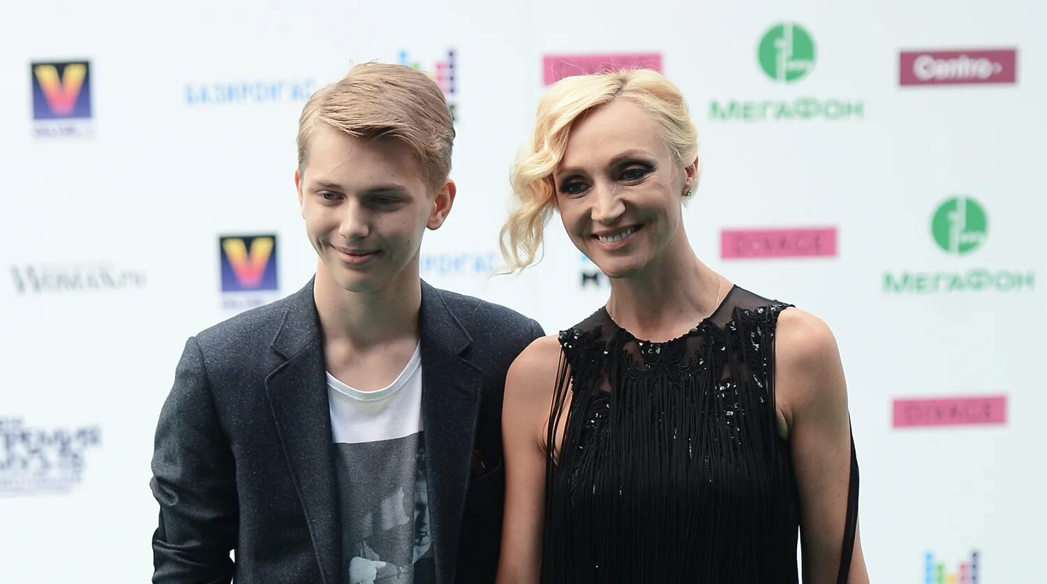 Дени орбакайте байсаров. Дени орбакайте байсаров. Кристина орбакайте и дени байсаров. Кристина орбакайте и дени байсаров. Дени байсаров 2022.