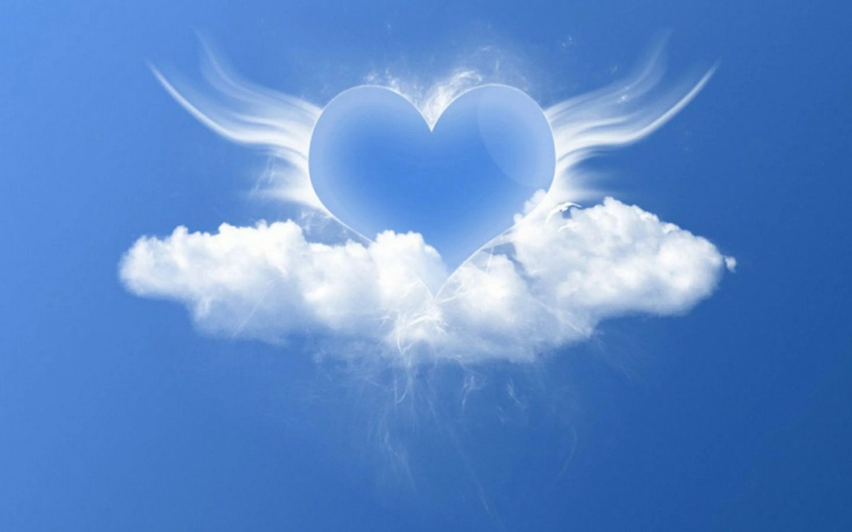 Моя королева неба. Сердце в небе. Облако в виде сердца. Любовь в облаках. Красивое небо сердце.
