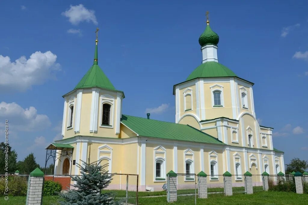 церковь вознесения господня севск. шатилово церковь орловская область. село малиново орловская область краснозоренский район. храм троицы живоначальной п верховье орловской области. часовни орловской области.