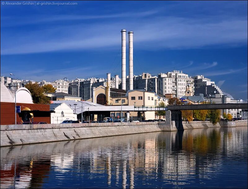 Болотная наб 15 корп 1. Болотная набережная Москва. Алкаши на Болотной набережной. Болотная набережная 15 с 10. Болотная набережная 1510.