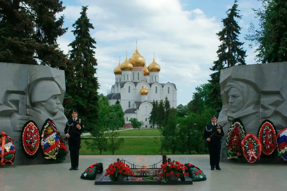 Вечный огонь в Ярославле: история памятника - ЯТь Ѣ Ярославский Телеграф