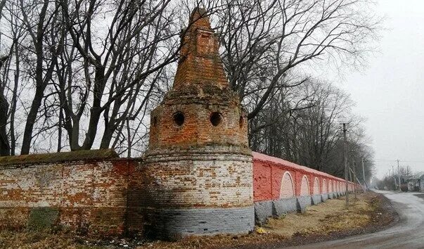 Орловская обл дмитровск. Дмитровск усадьба Кантемира. Усадьба Кантемира Дмитровск Орловская область. Парк Дмитрия Кантемира Дмитровск Орловский. Усадьба Дмитрия Кантемира в Дмитровске Орловском.