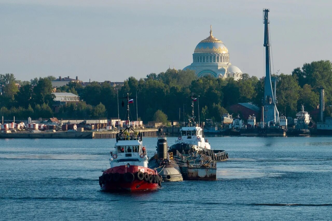 Кронштадт Пристань. Ленинский комсомол Кронштадт. Зимняя Пристань в Кронштадте. Летняя Пристань в Кронштадте.