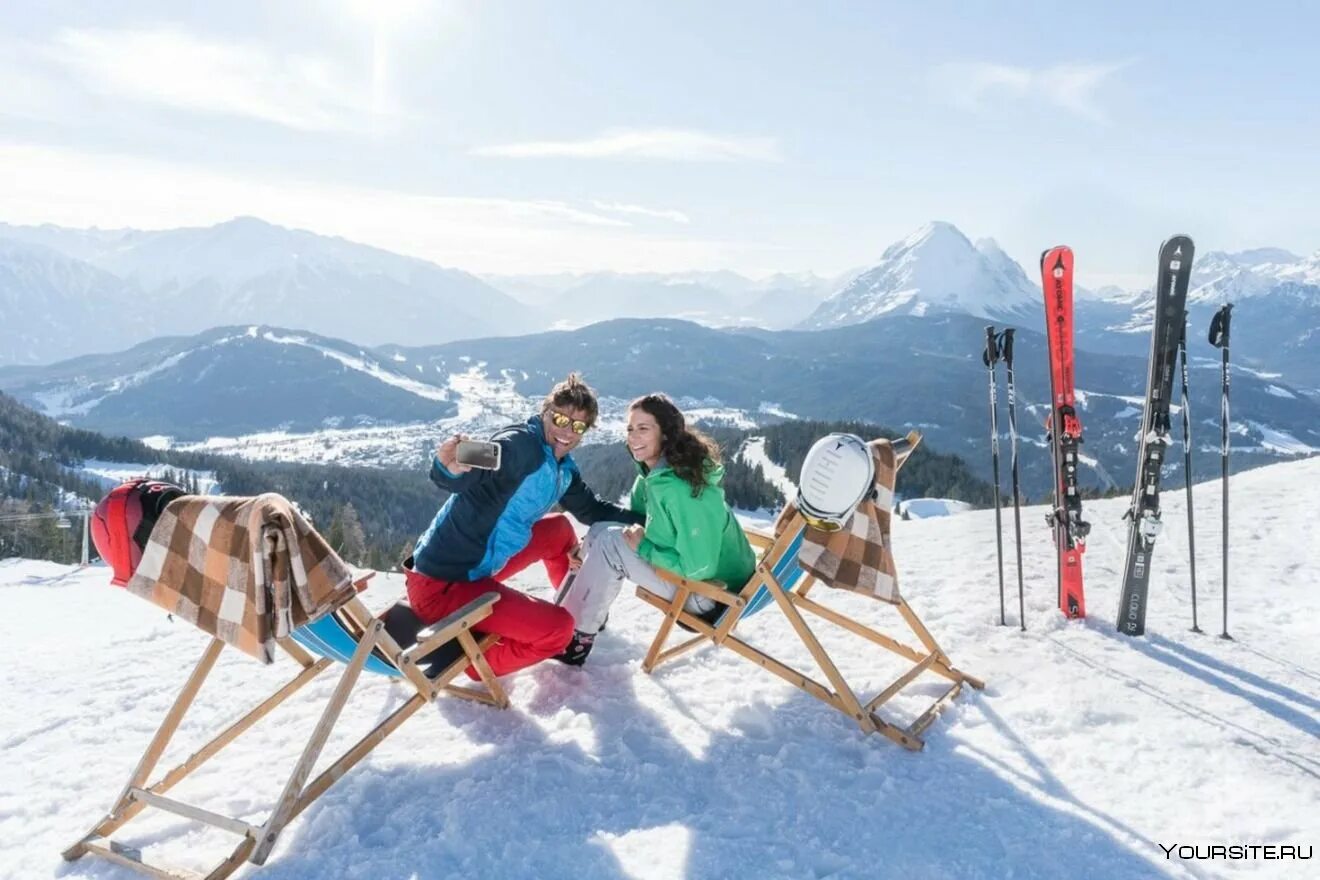 Выбор горнолыжного курорта. Зеефельд горнолыжный курорт. Горнолыжный курорт лыжники Австрия. Нечкино горнолыжный курорт. Австрия горные лыжи.