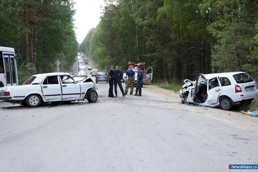 Погода чебаркуль на 10 дней самый точный. Авария на дороге Чебаркуль Миасс. ДТП В Чебаркульском районе поселка Мирный. Типичный Чебаркуль происшествия. Авария в Щапино Чебаркульский район.