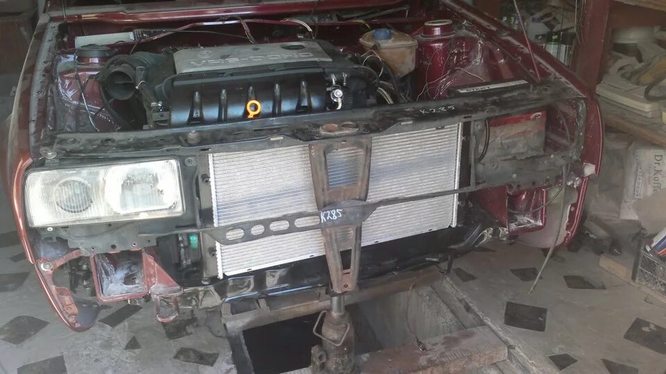 Замена радиатора охлаждения двигателя - Audi 80 (B3), 1,8 л, 1989 года своими ру