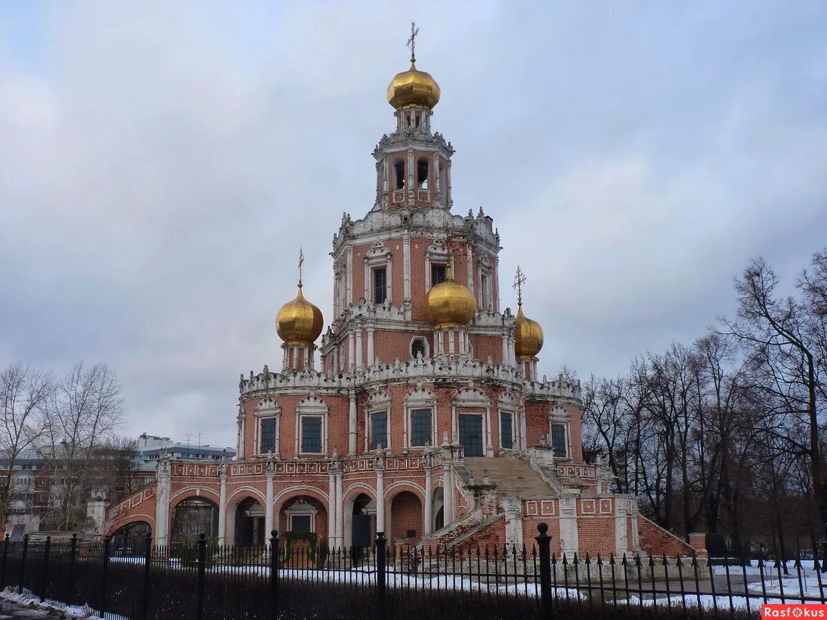 Церковь богородицы в филях. Церковь Покрова Богоматери в Филях. Храм Покрова Пресвятой Богородицы Москва. Москва. Храм Покрова Пресвятой Богородицы в Филях.. Церковь Покрова Пресвятой Богородицы в Филях (1690-1694).