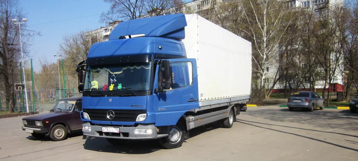 Mercedes atego 7. Авито мерседес 5 тонник. 5 тонн. Мерседес атего 3. Мерседес атего 5 тонник.