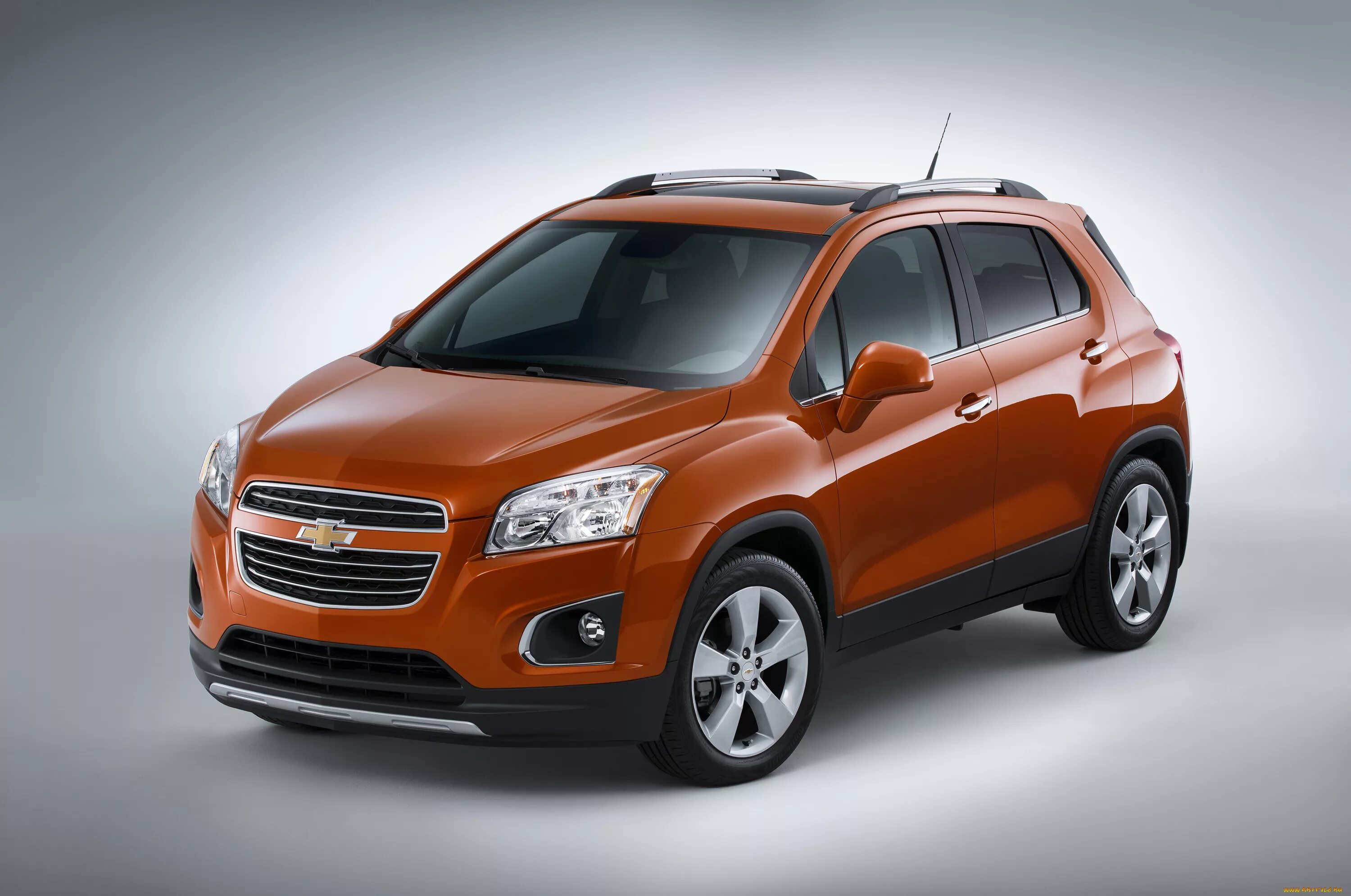 Chevrolet Trax 2022. Chevrolet Trax 2016. Chevrolet Trax 2015. Chevrolet Tracker 2015. Кроссоверы и внедорожники всех марок цены