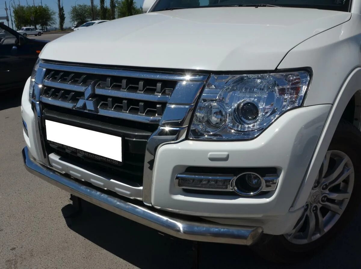 Передний бампер pajero 4. Защита переднего бампера мицубиси паджеро 4. защита бампера паджеро 4 рестайлинг. защита переднего бампера pajero 4. обвес передний на митсубиси паджеро 4.