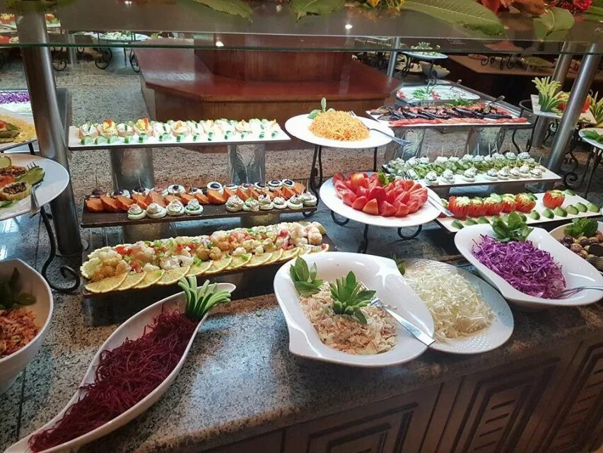 Шарм эль шейх питание. Роял гранд шарм шарм-эль-шейх 5 звезд. Шарм-эль-шейх шведский стол. Il mercato hotel spa 5 египет. Эль меркато в шарм эль шейхе.