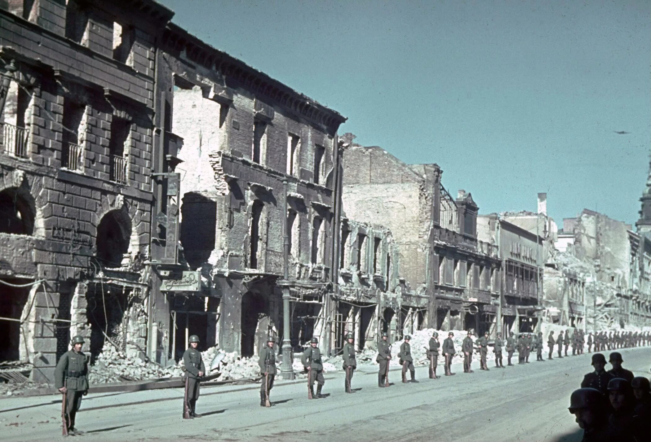 Иностранная оккупация. Оккупация польши 1939. варшава 1945. оккупированная польша 1939 год. варшава 1939.